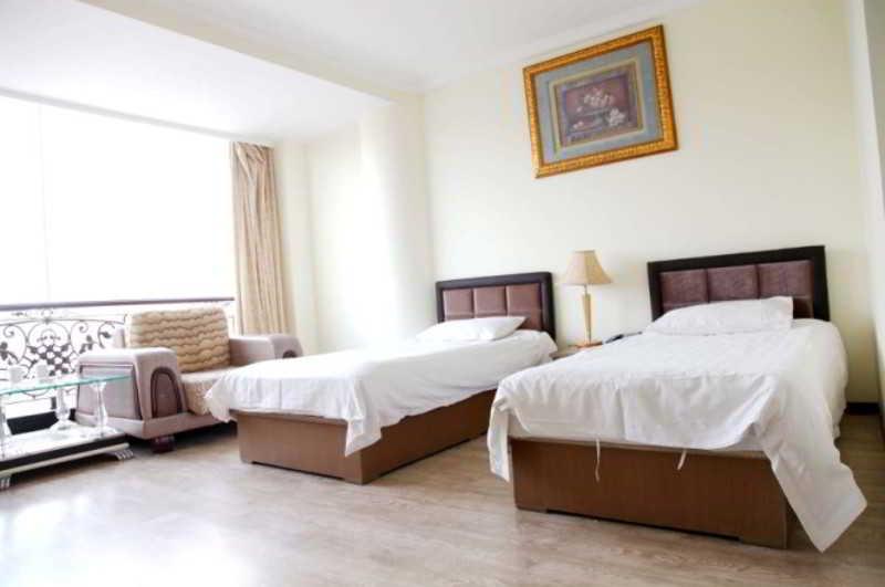 Fortune Business Hotel Qingdao Exterior foto